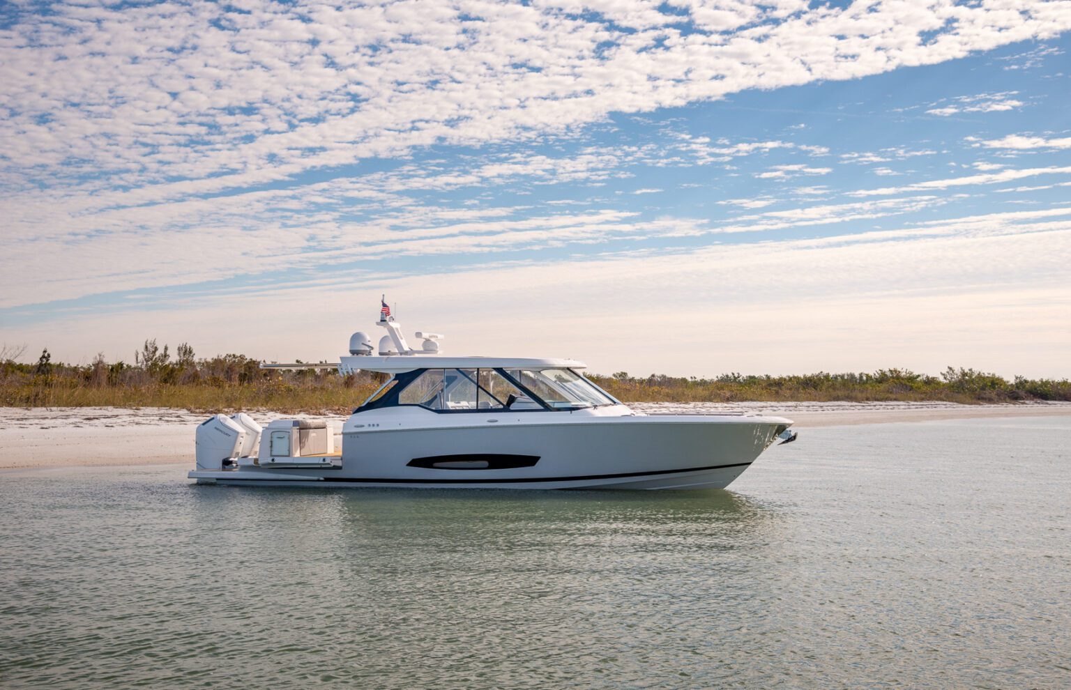 Regal LX43 luxury bowrider on the water